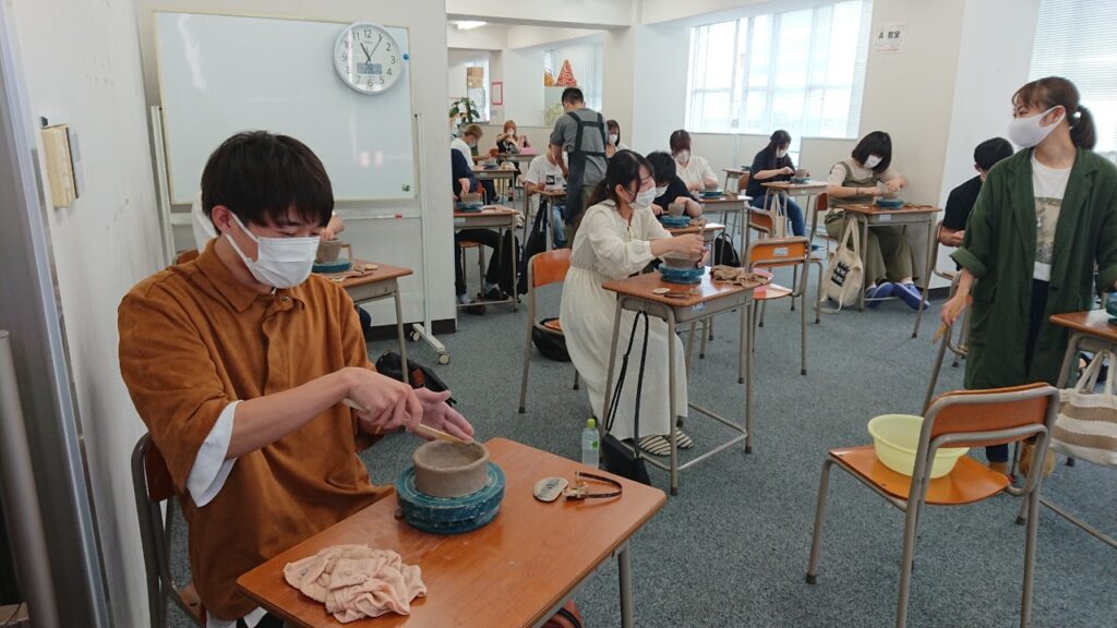 集中学習～陶芸体験でさらに集中！！