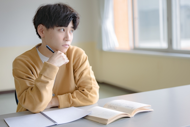 通信制高校と全日制高校との違いについて