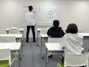 【名古屋 通信制高校】中学生の不登校に悩む保護者の方へ｜“通える居場所”から始める学び直しと高校進学