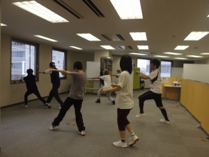 明日は休校です。