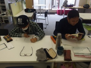 灯火親しむべし