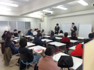 カレンダーの赤って休みですよね？