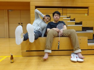明日は