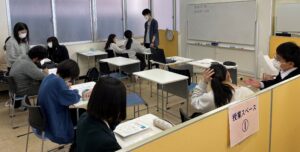 通信制高校で「反転学習」！